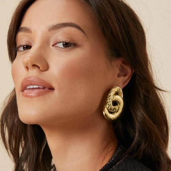 PREMIUM ROUND DECOR EARRINGS - Picture 4 of 5